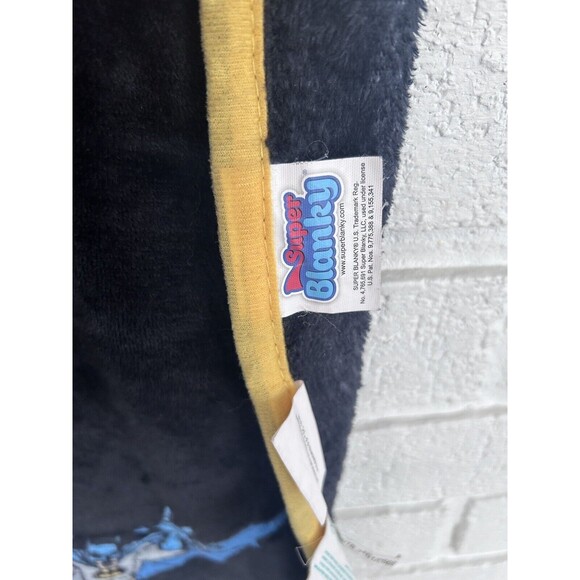 Batman Cape Blanket Doubles As A Cape Super Blanky One Small Hole As Pictured - Picture 5 of 13